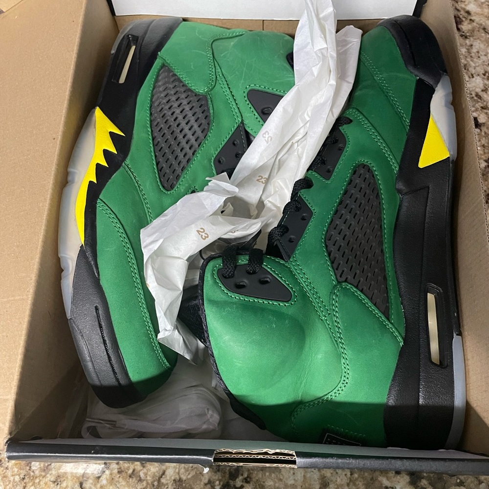 Preowned Air Jordan 5 Retro Se
